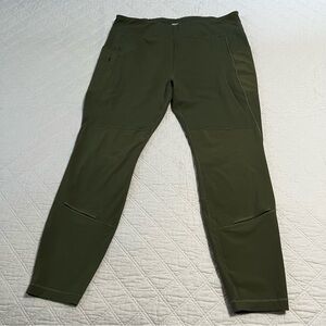 Duluth Olive Green Athletic Leggings